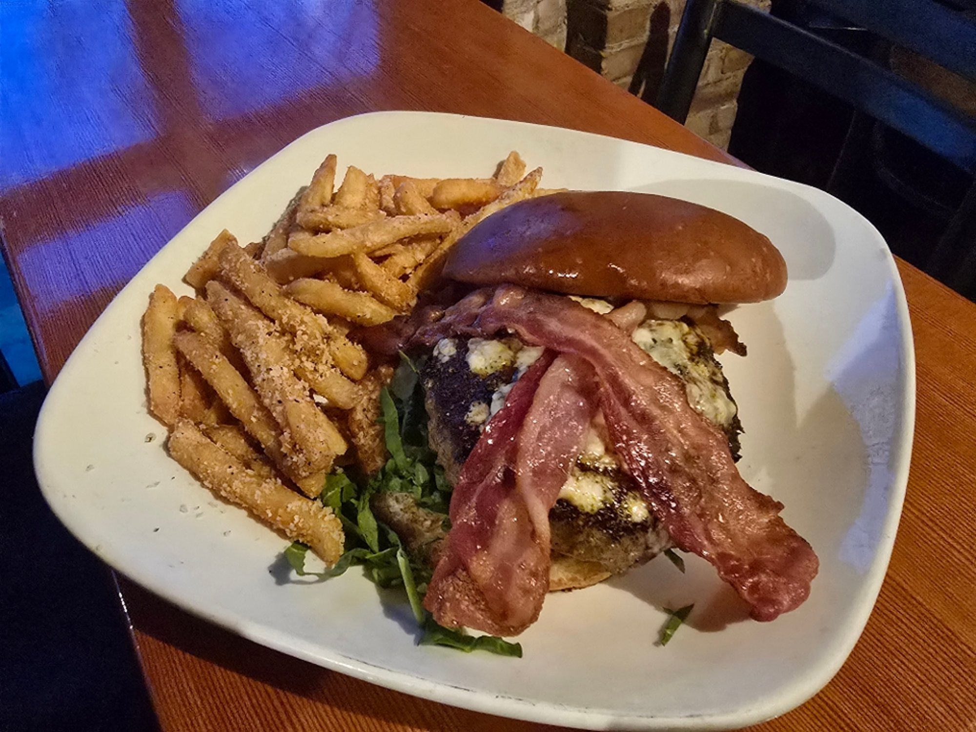 Black & Blue Burger (D)