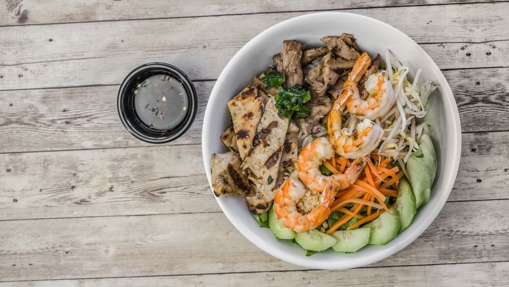 V6: Special Combo Vermicelli - Bun Dac Biet