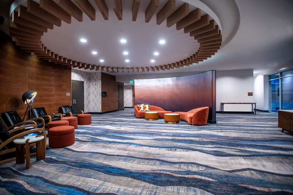 DoubleTree by Hilton Asheville Downtown Image