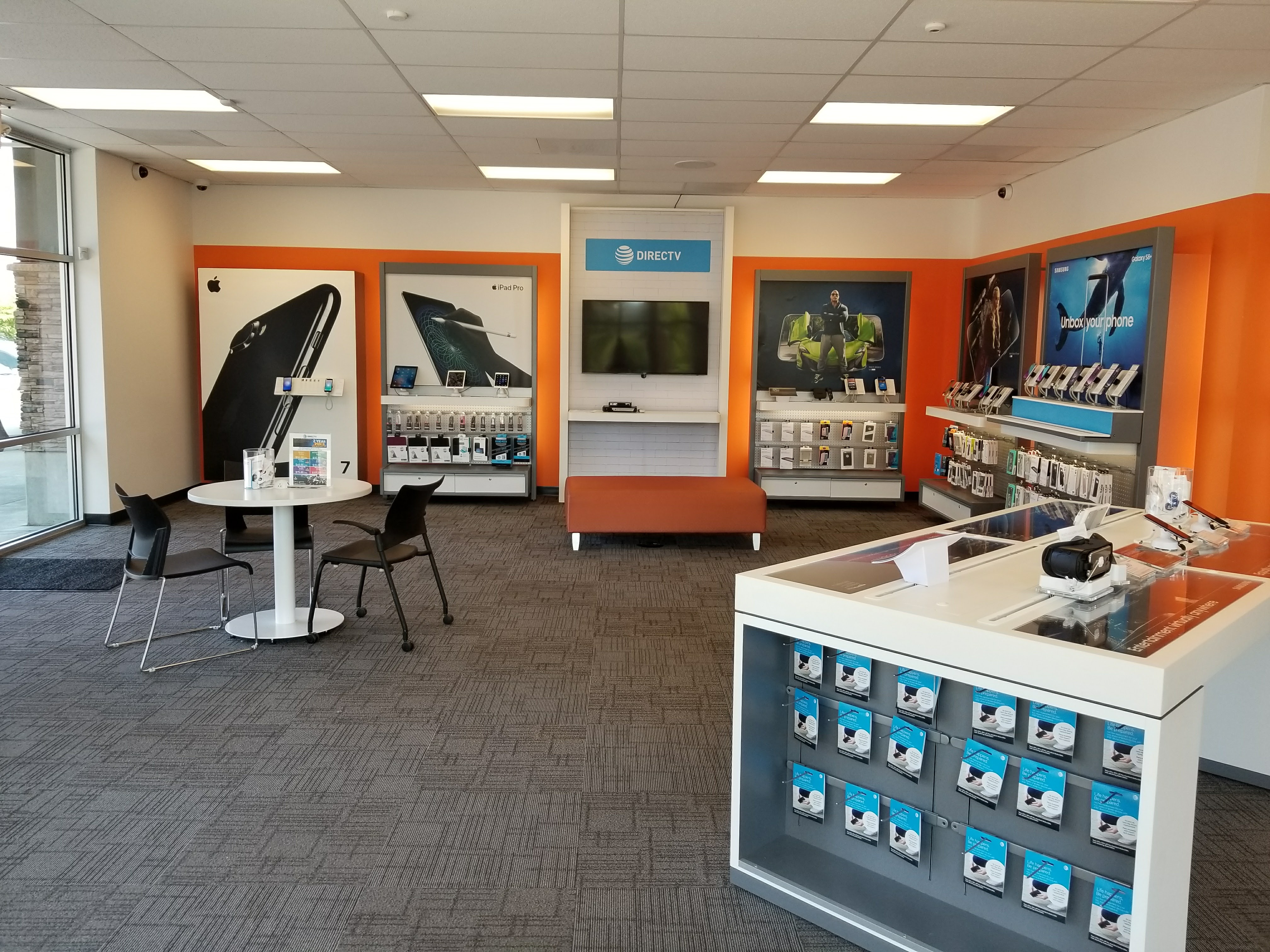 AT&T Store Photo