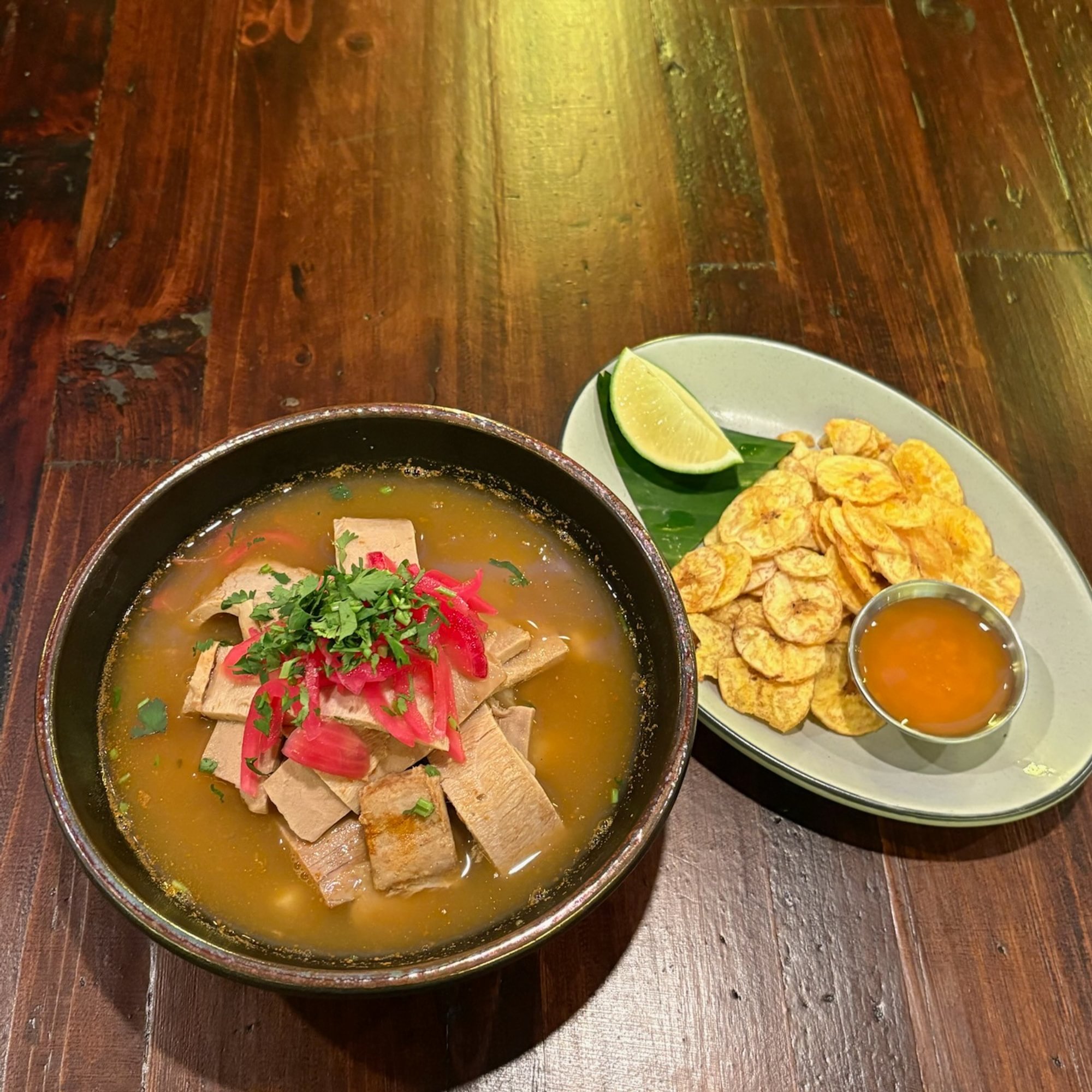 Encebollado Mixto