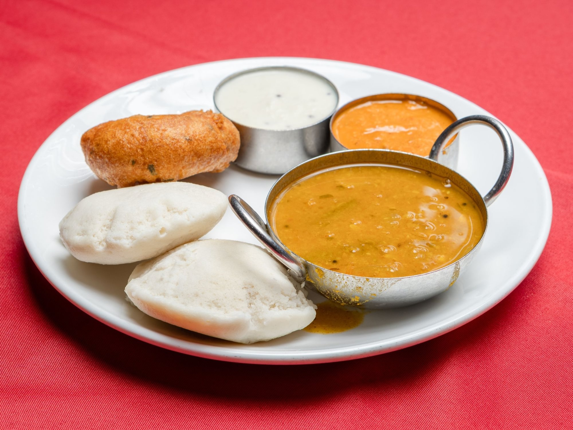 Idli (2) /Vadai (1) Combo