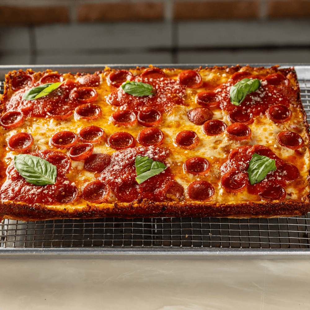 Fenice Roni Detroit Pizza
