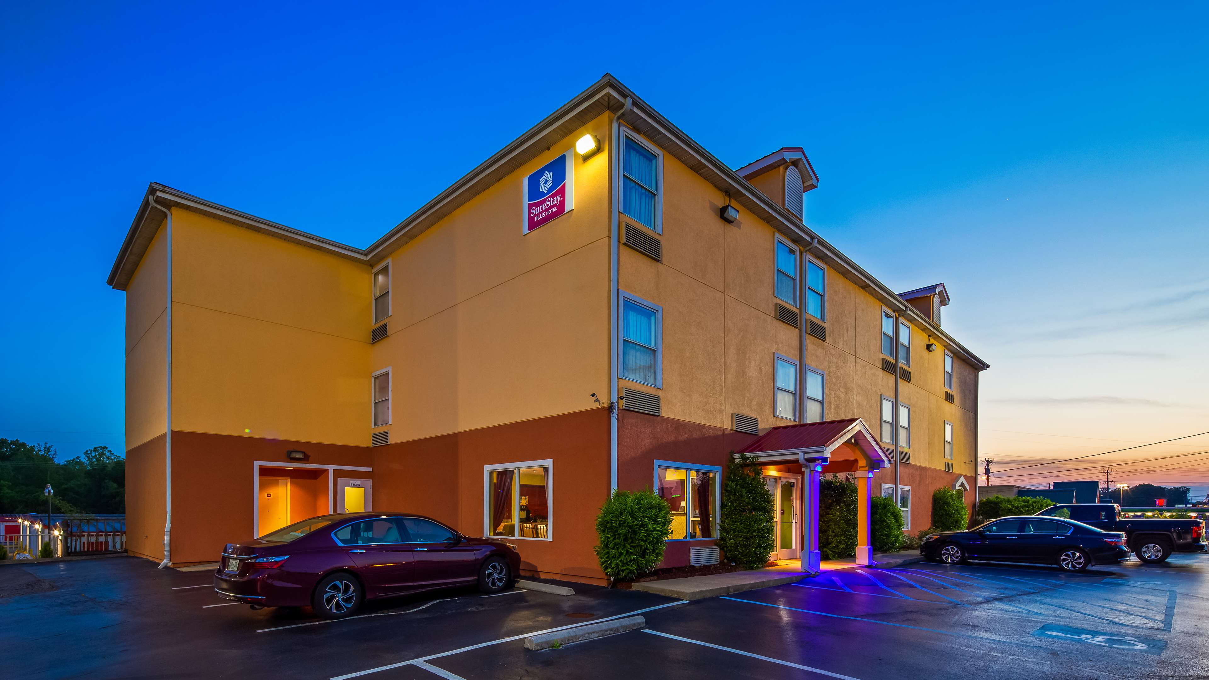 SureStay Plus Hotel by Best Western Chattanooga Photo