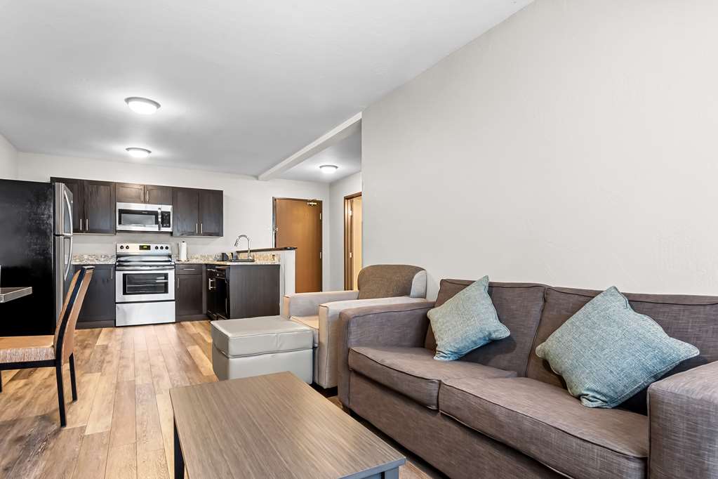 Best Western Sawtooth Inn & Suites Image