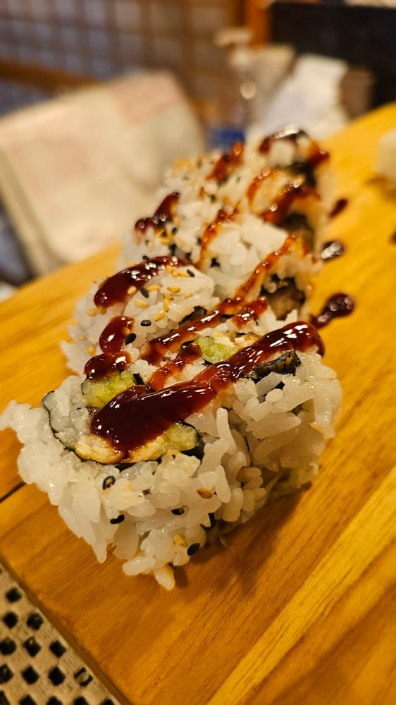 Eel Cucumber Roll