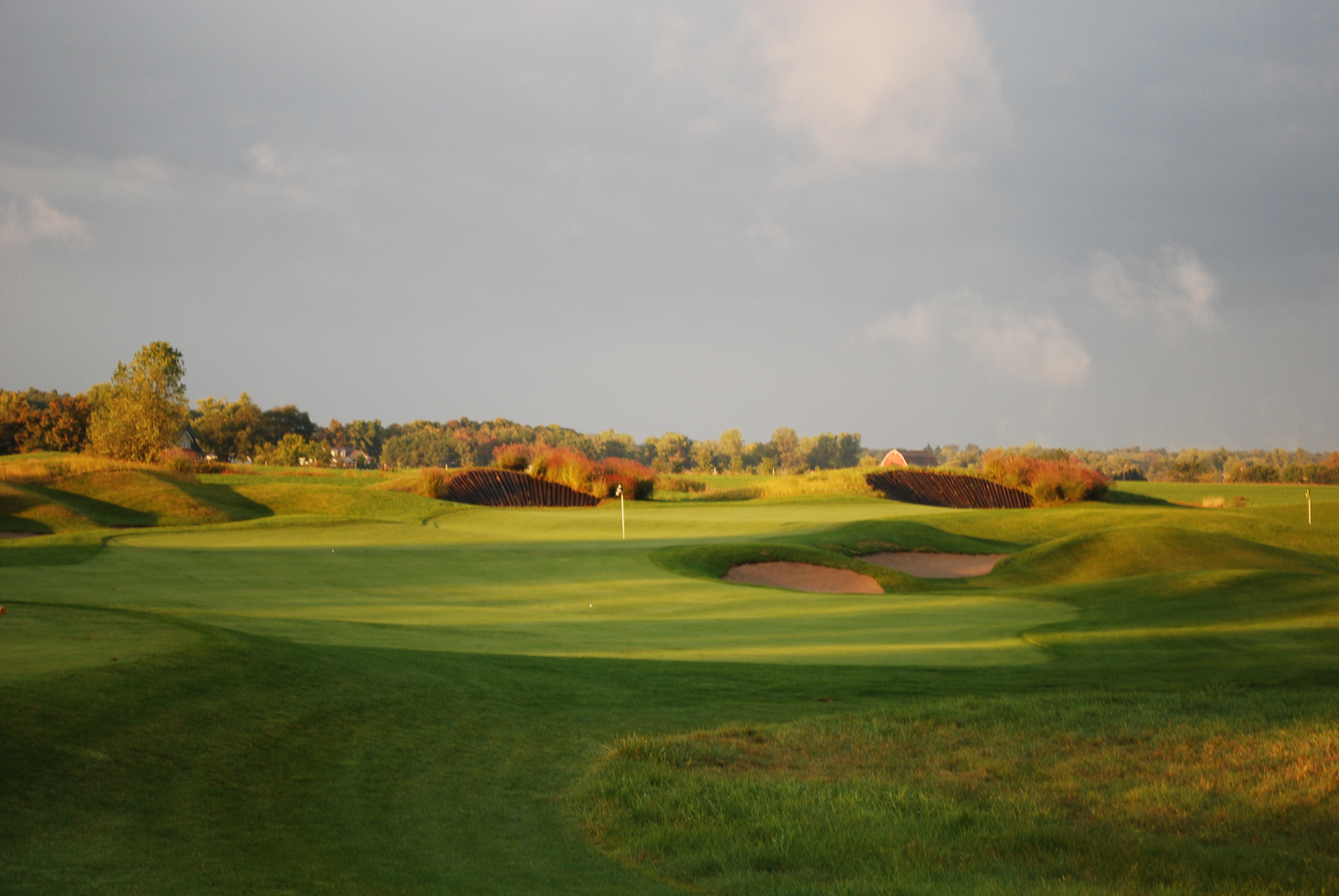 NOBLE HAWK GOLF LINKS