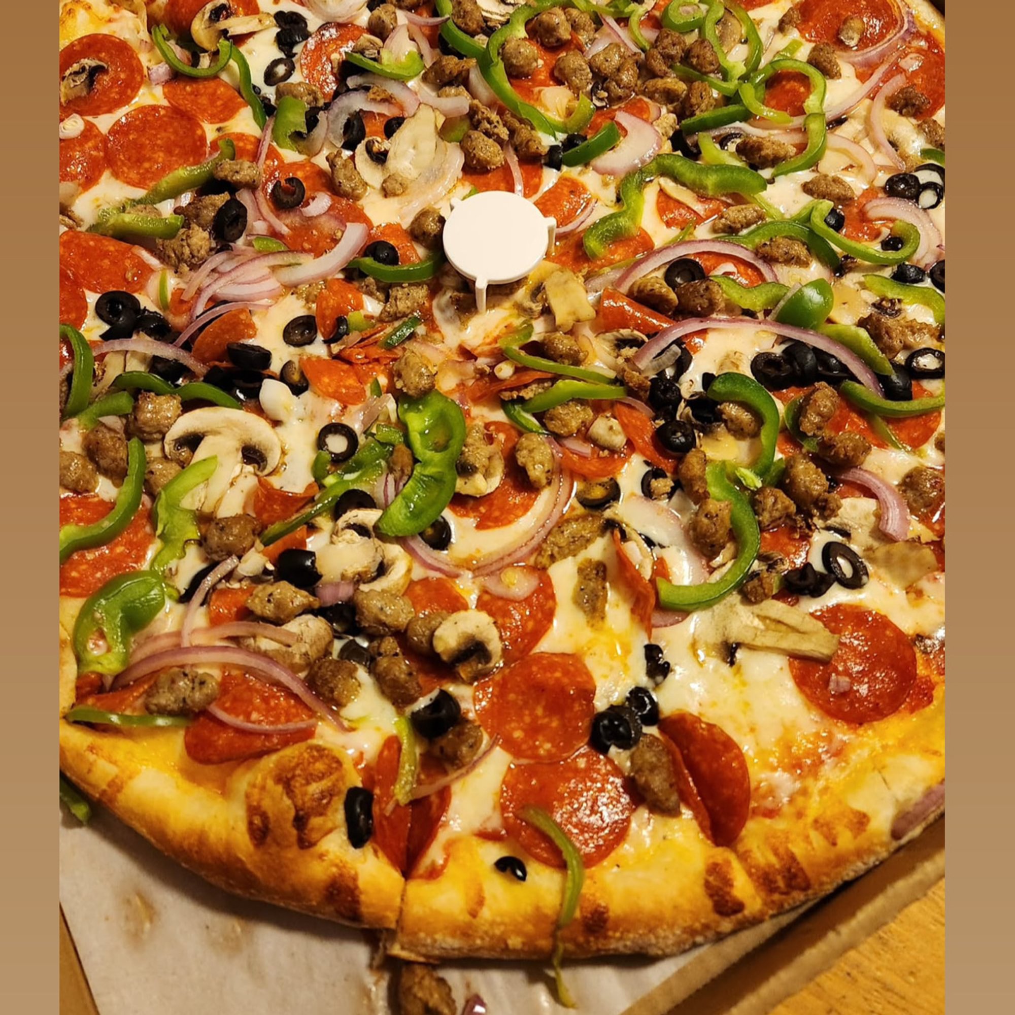 10" Supreme (Supreme Pizza)
