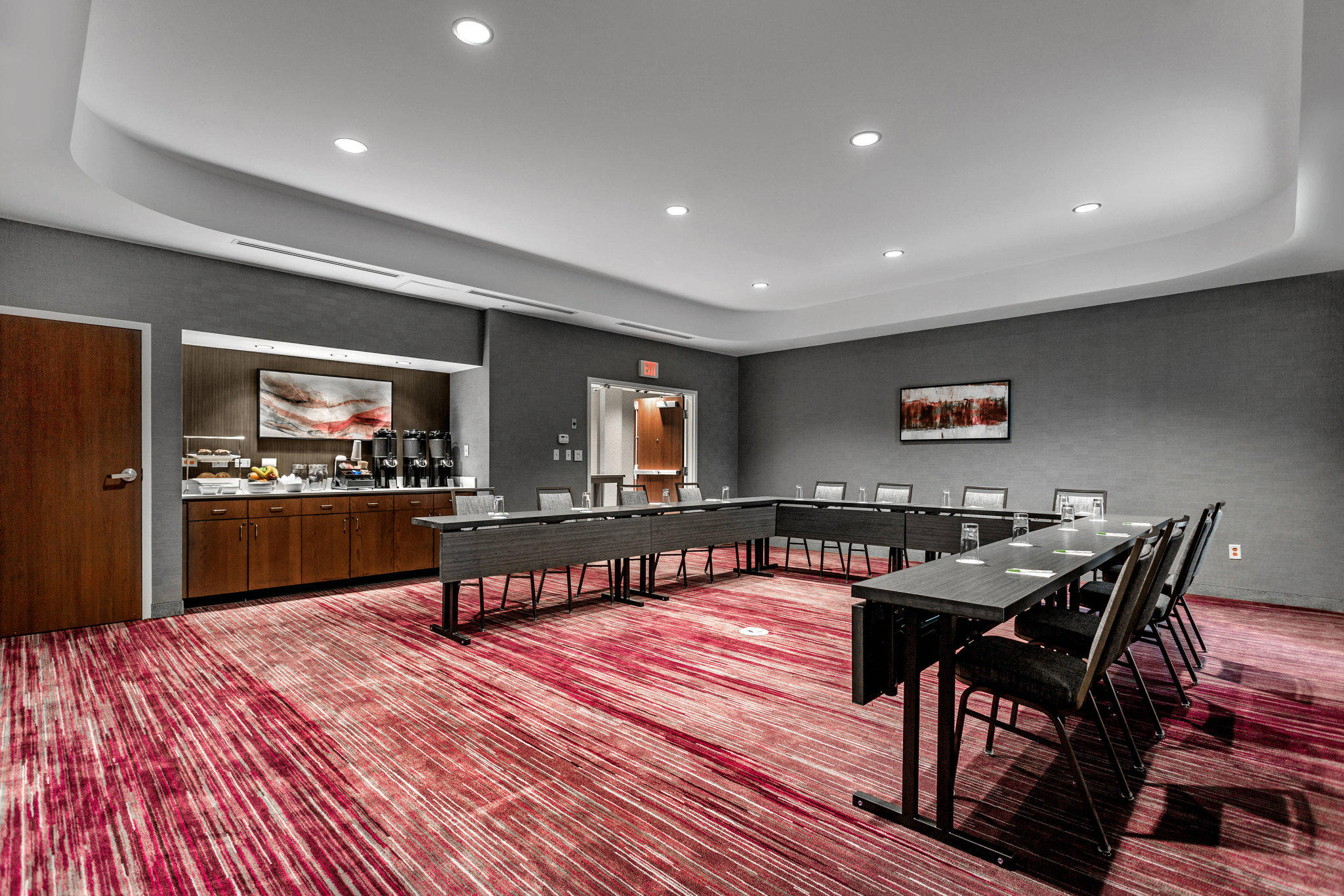 Courtyard by Marriott Columbus Easton Photo