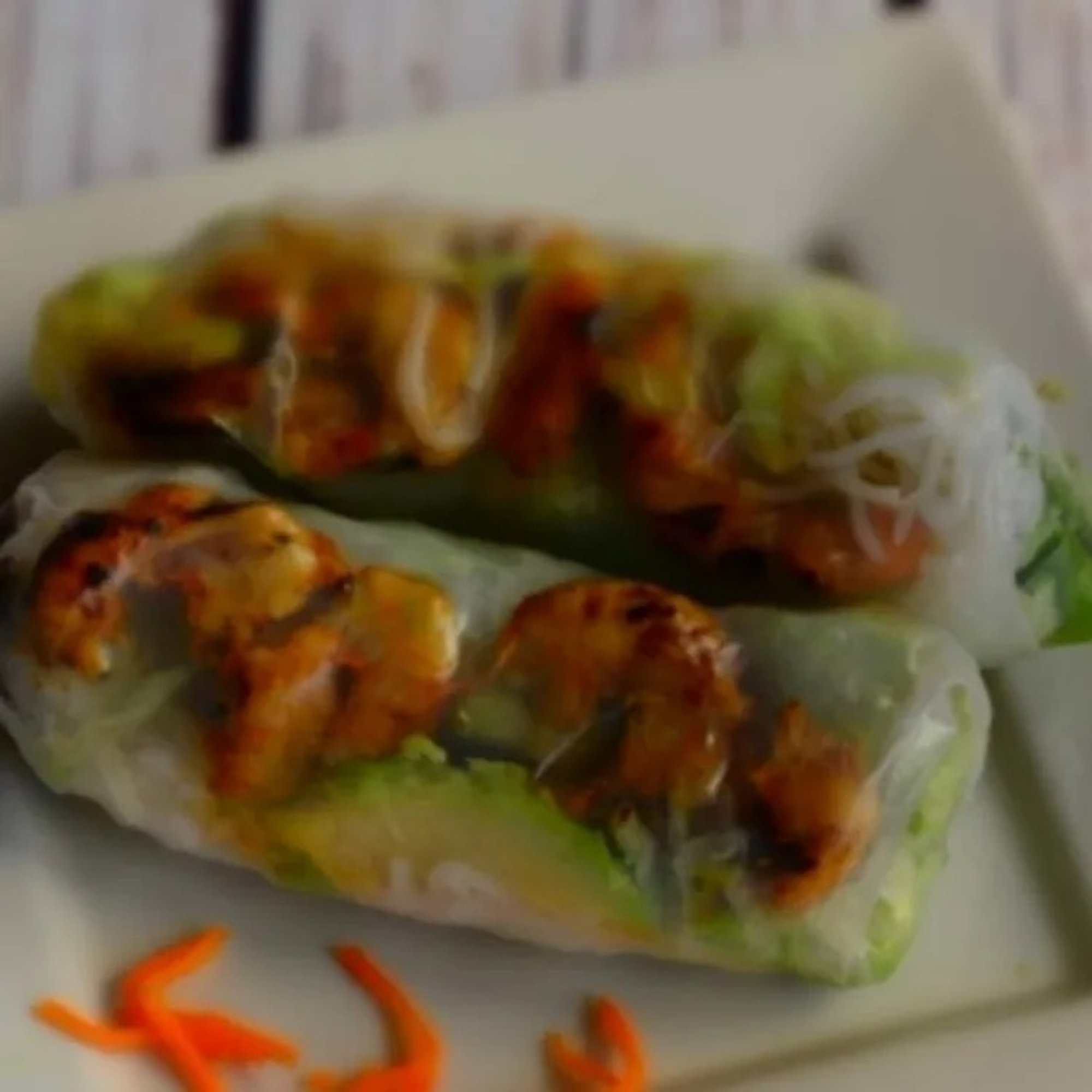 Grilled Shrimp & Avocado Summer Rolls (Goi Cuon Tom Nuong Bo)