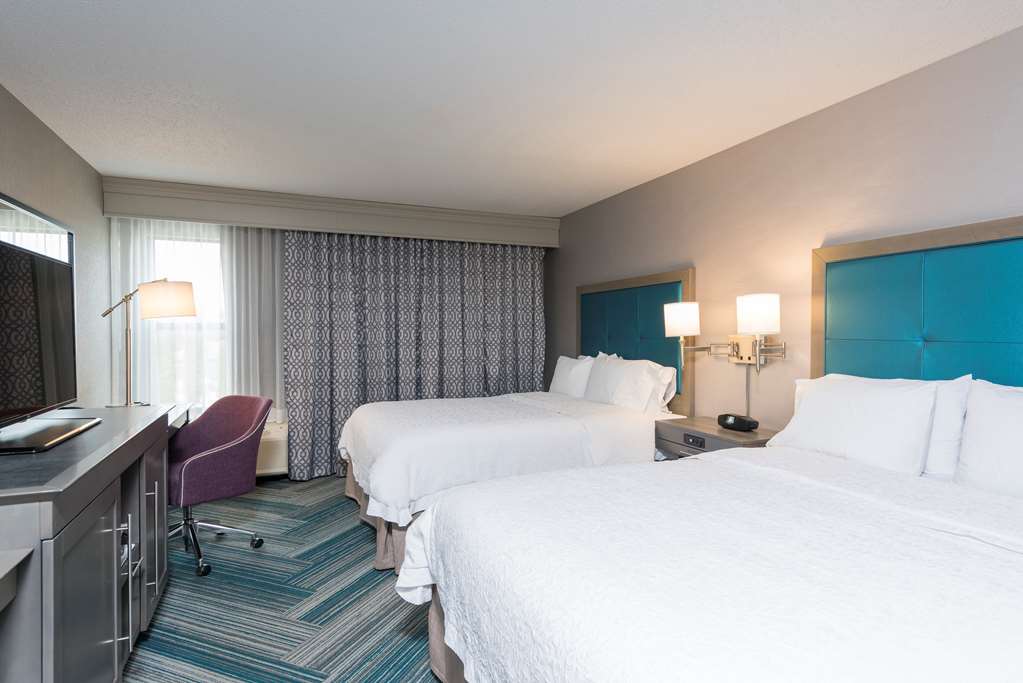 Hampton Inn Midland Image