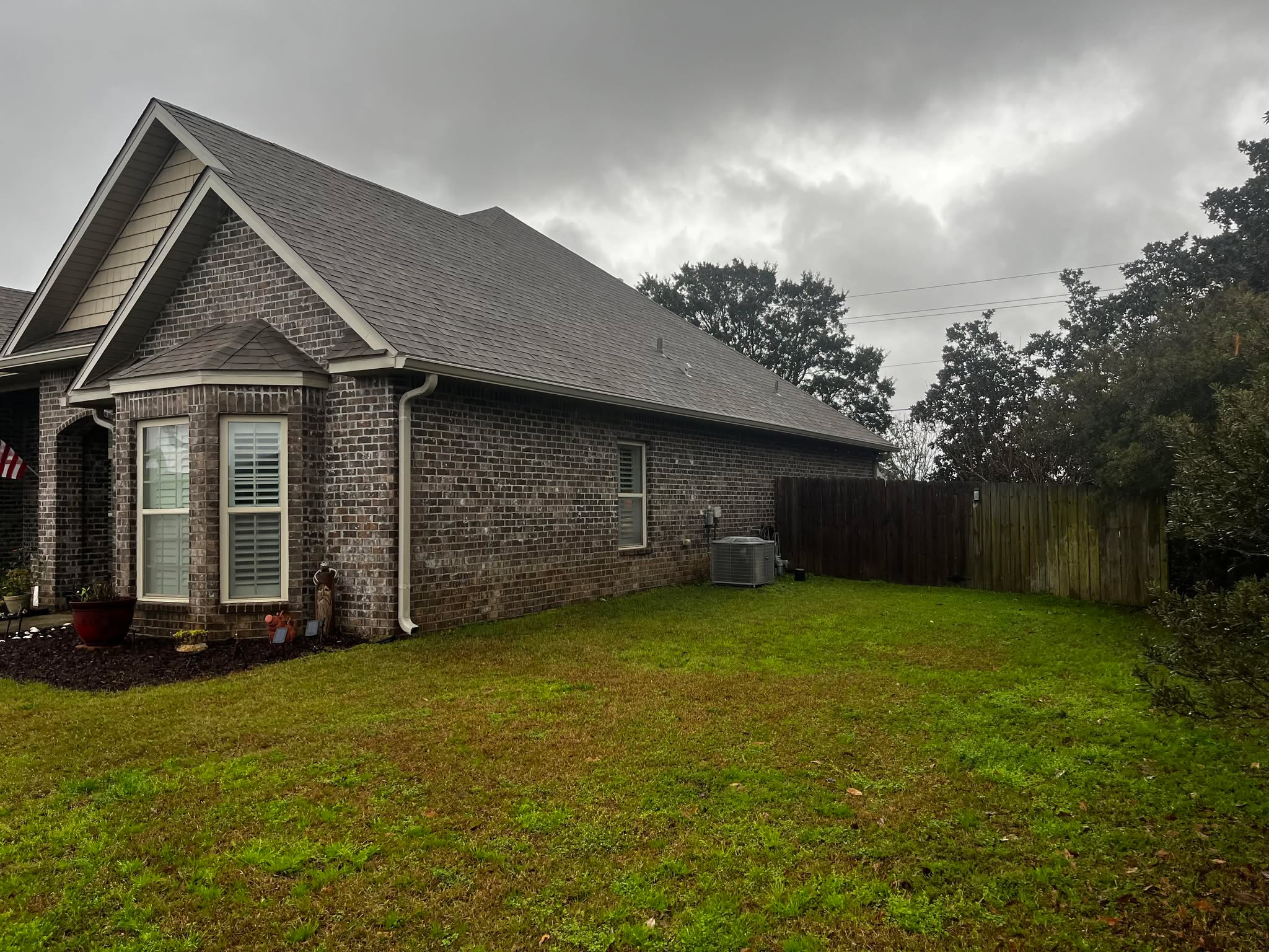 Southern Gutters LLC Image