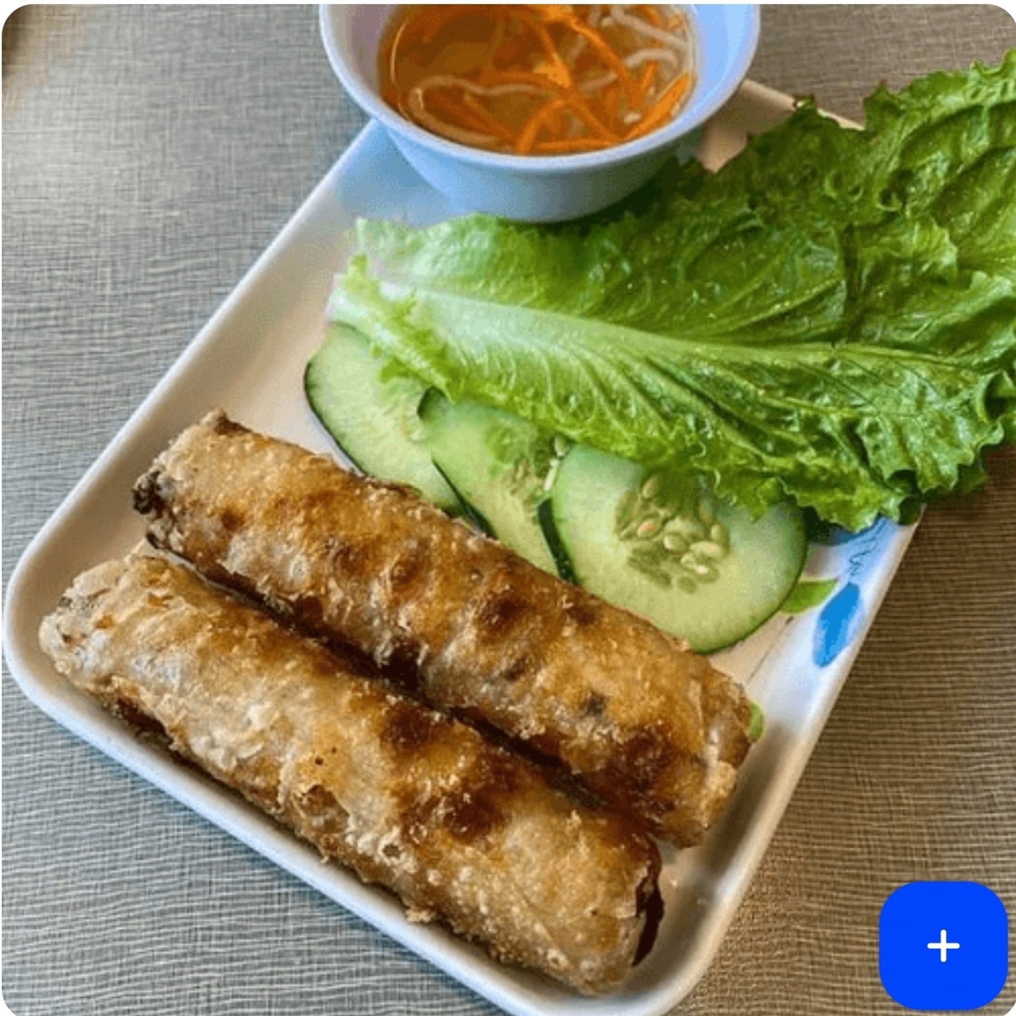 Small Side of Egg Rolls (2 cay CG)