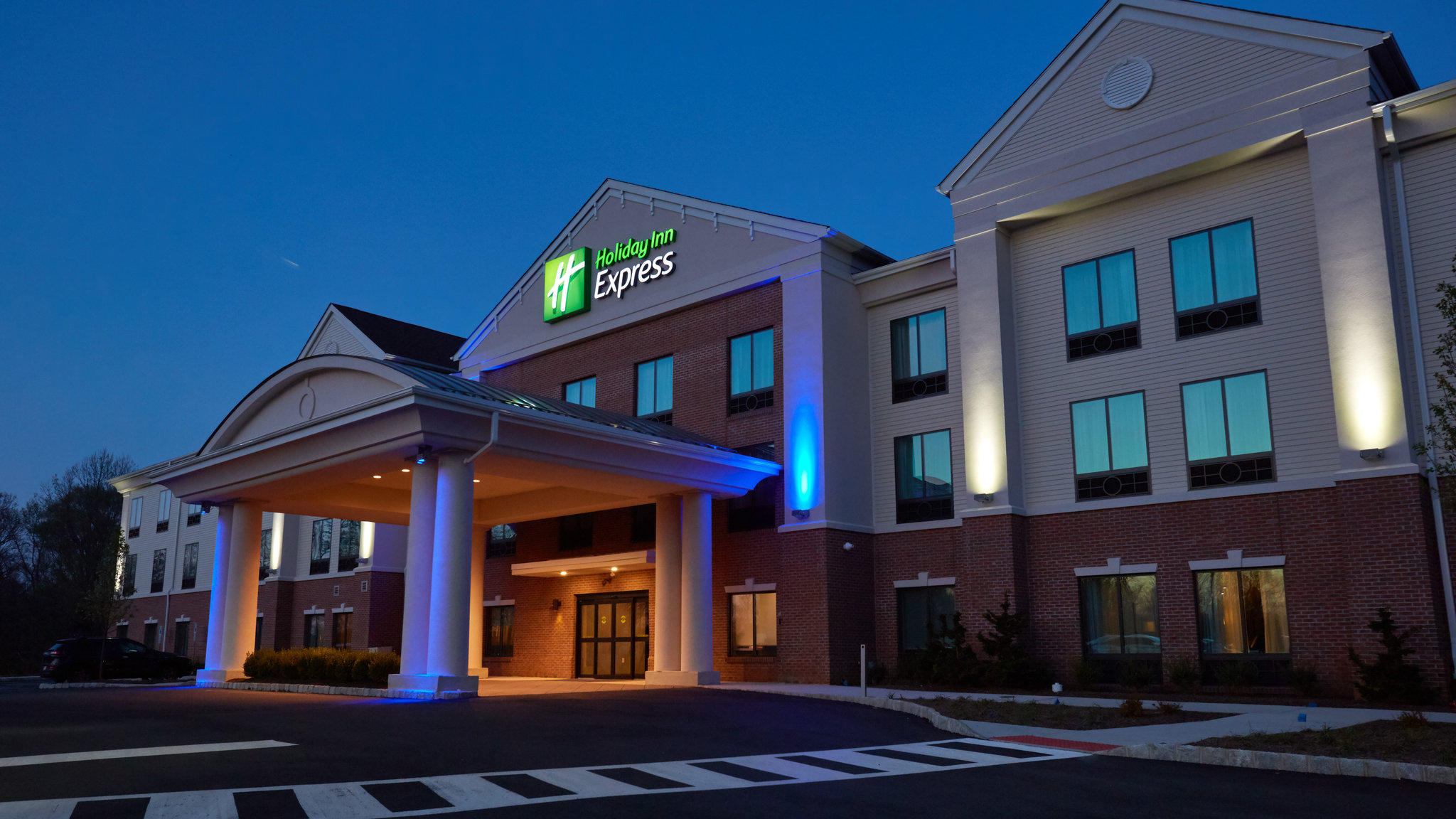 Holiday Inn Express Bordentown - Trenton South Photo