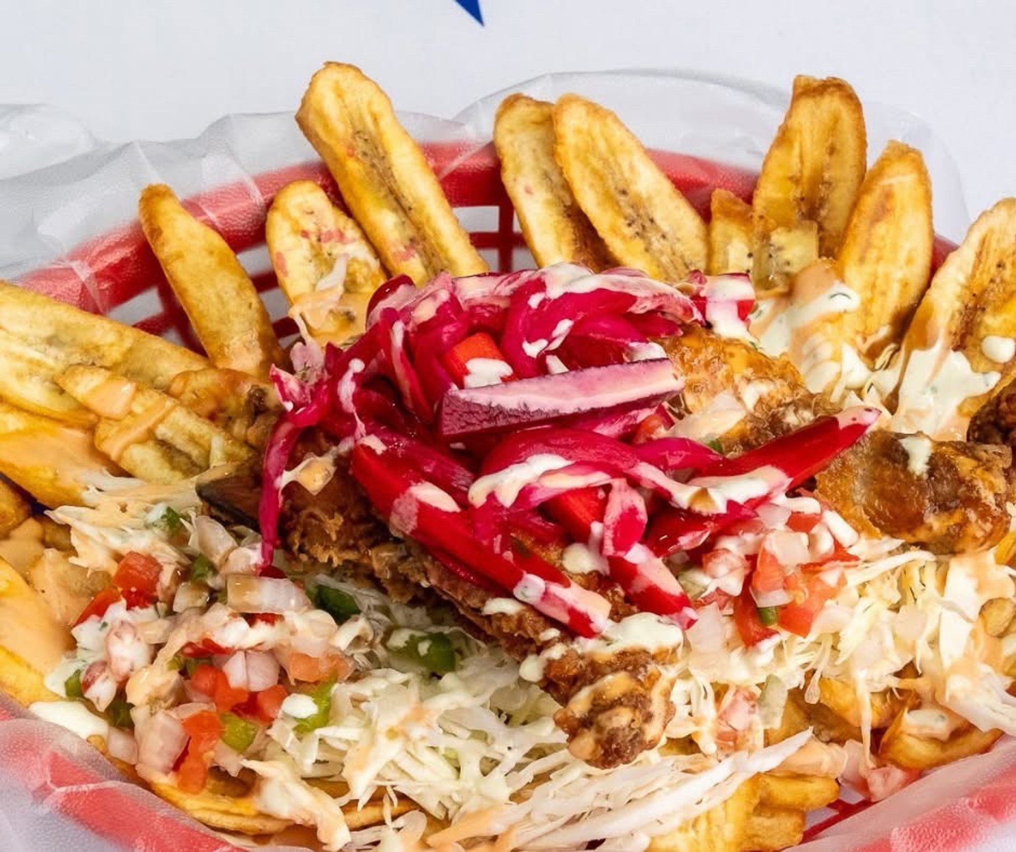 Pollo con Tajadas