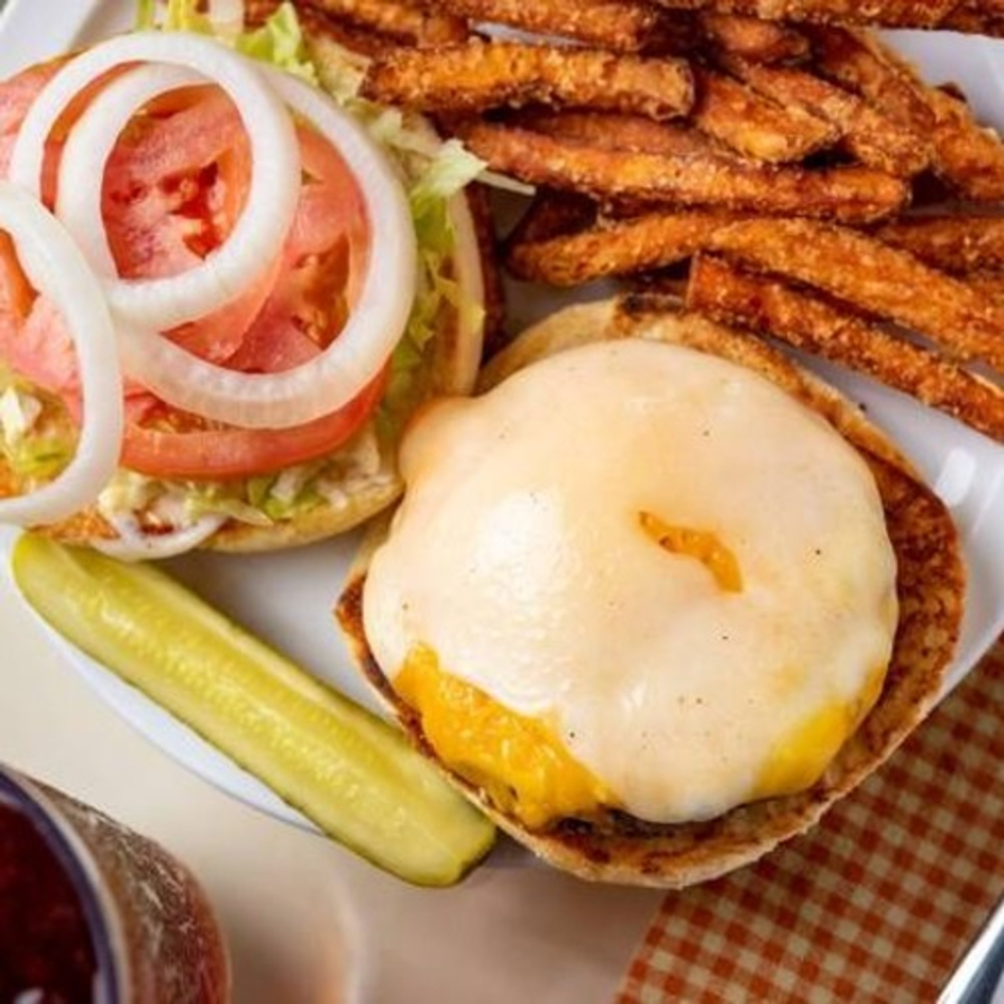 3 O'clock Burger