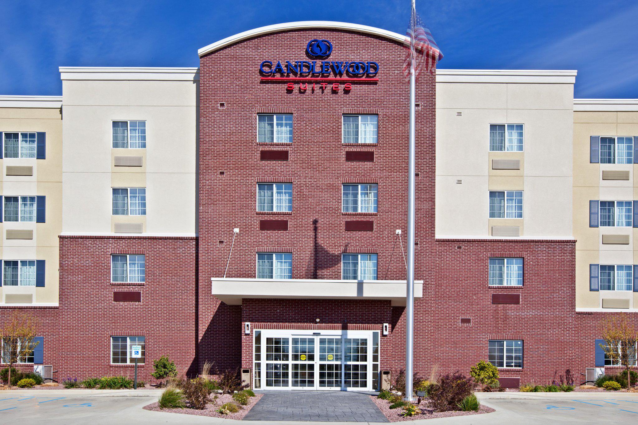 Candlewood Suites Lafayette Photo