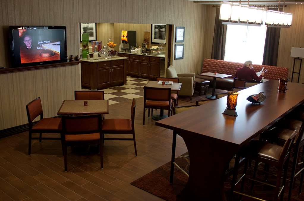 Hampton Inn Burlington Image