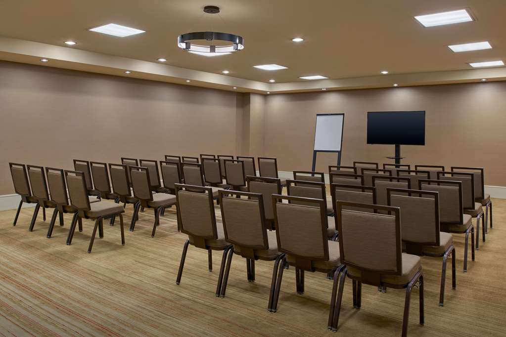 Hilton Denver City Center Image