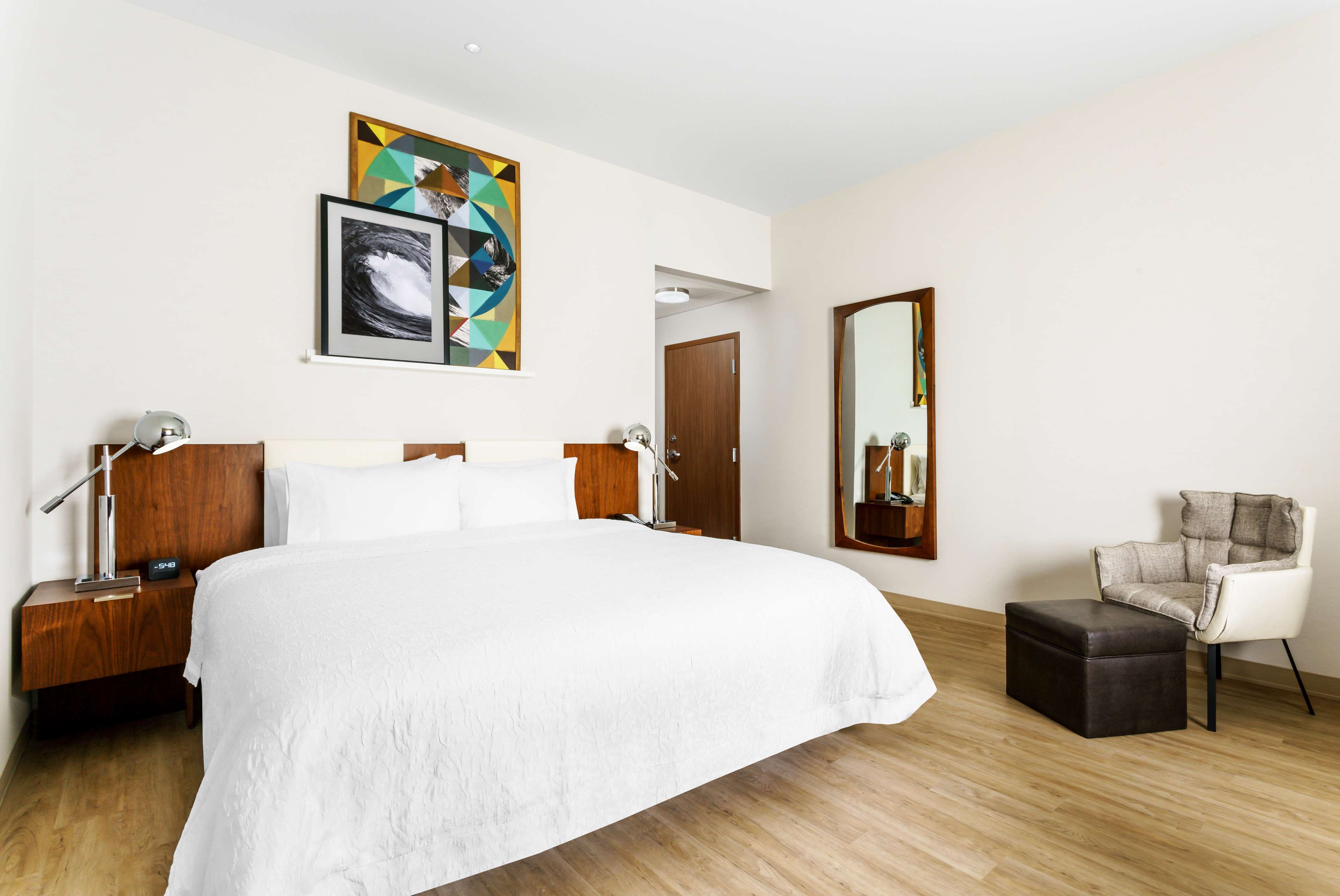 Guest room