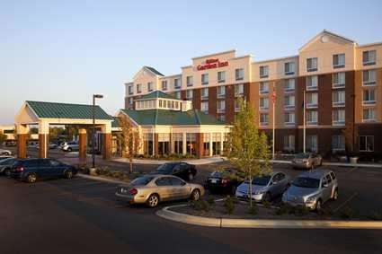 Hilton Garden Inn Naperville/Warrenville Photo