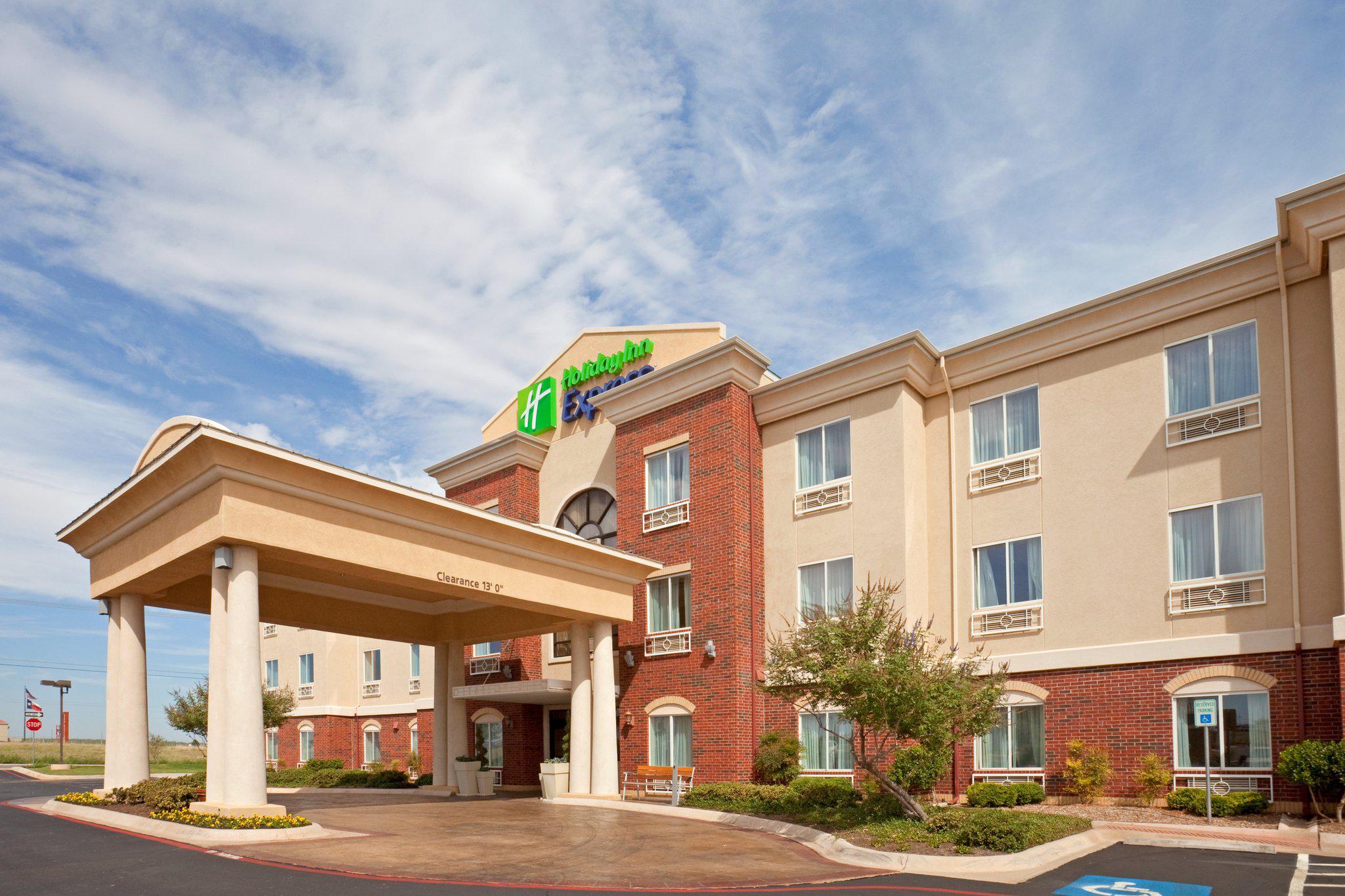 Holiday Inn Express & Suites San Angelo Photo