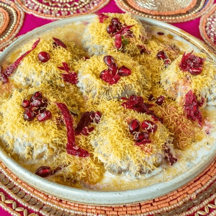 Hot Ragda Dahi Puri