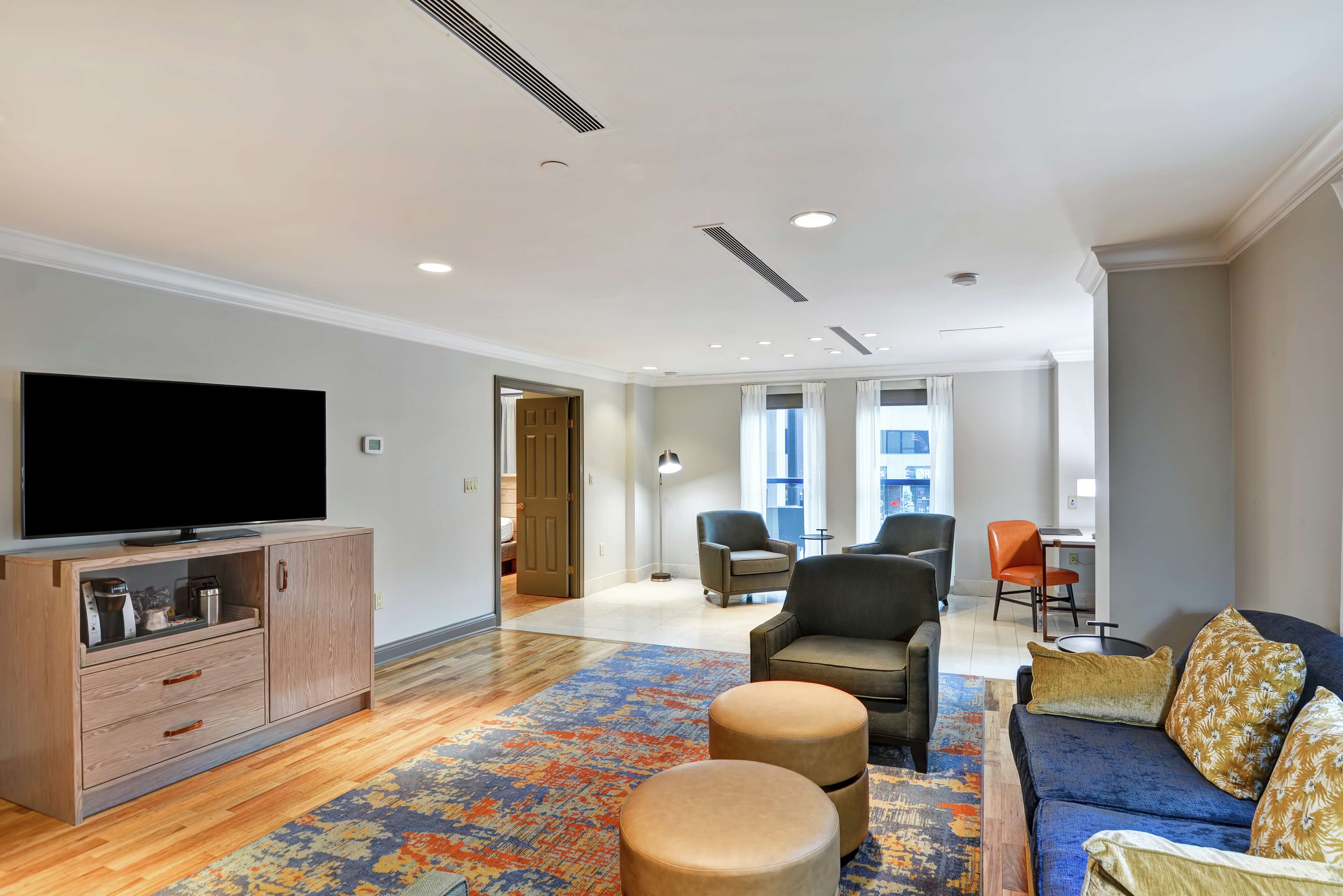 The Cincinnatian Hotel, Curio Collection by Hilton Photo