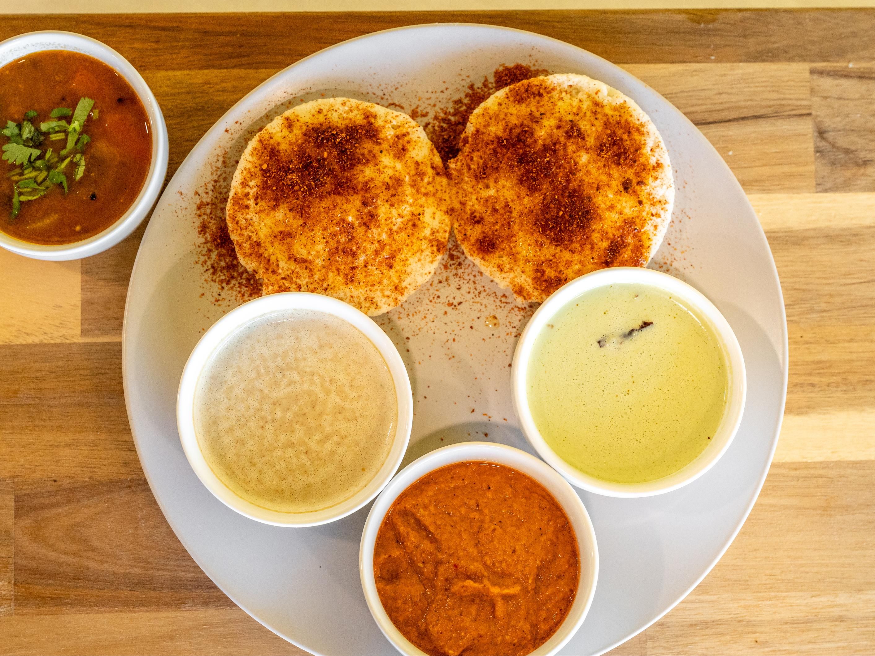 Naivedyam Special Idli (2 pieces)