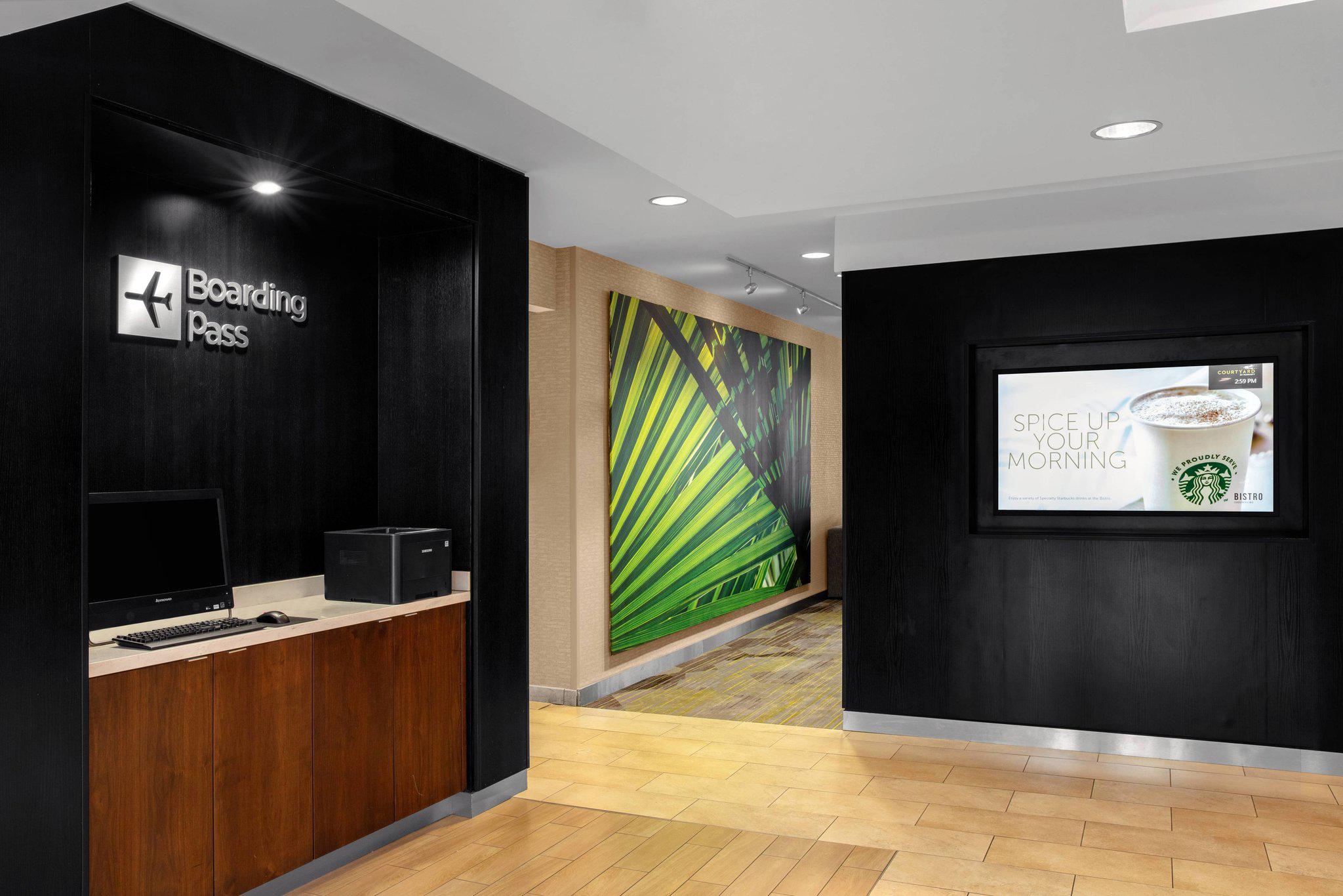 Courtyard by Marriott Jacksonville I-295/East Beltway Photo