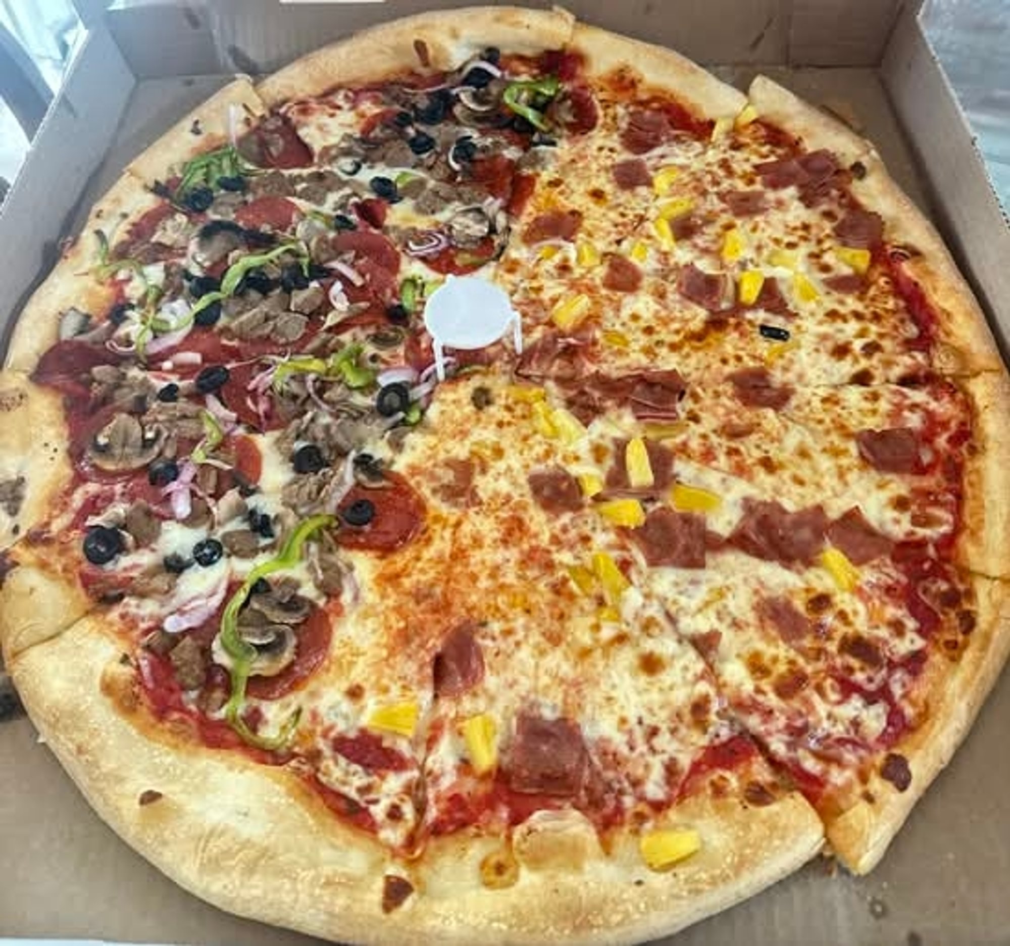 Supreme Pizza 18"