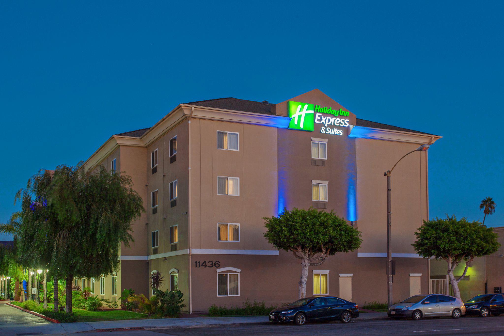 Holiday Inn Express & Suites Los Angeles Airport Hawthorne Photo