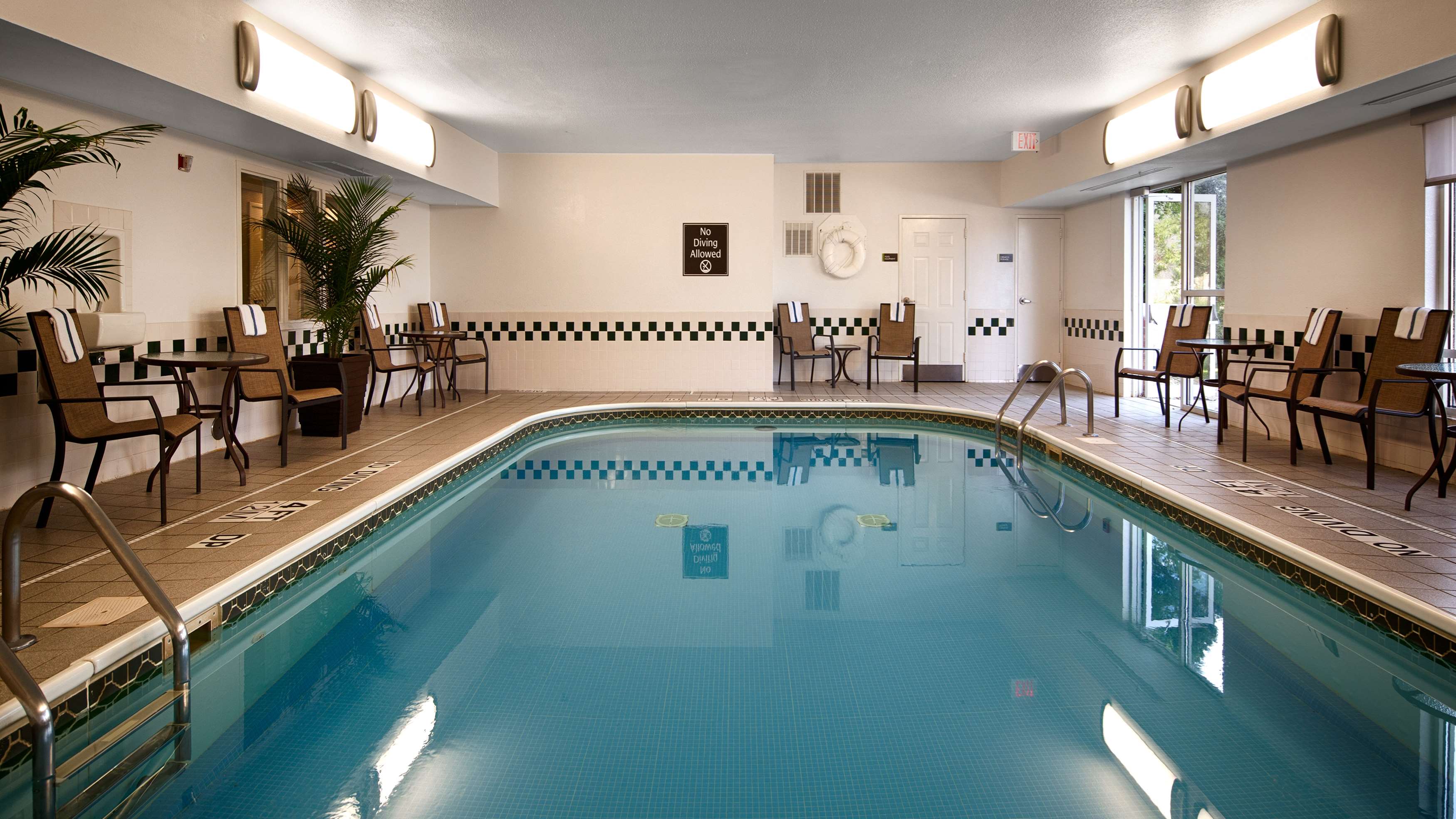 Best Western Hilliard Inn & Suites Photo