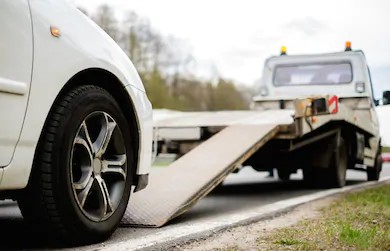 Red Rock Towing LLC Logo