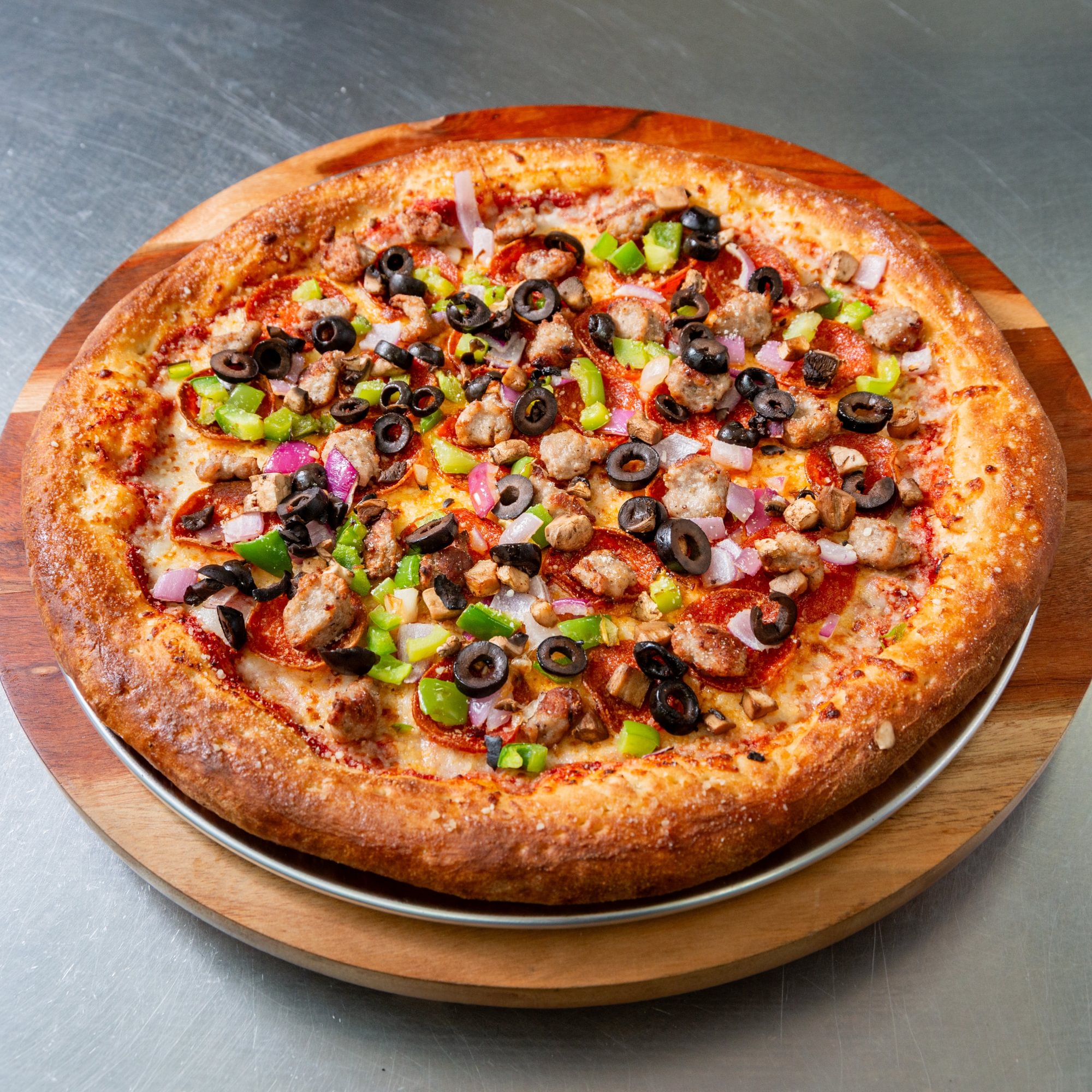 Vinny's Combo Pizza