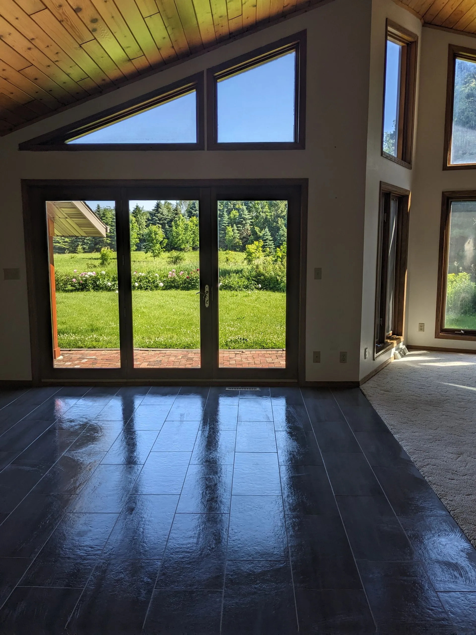 Confident Cleaners LLC Image