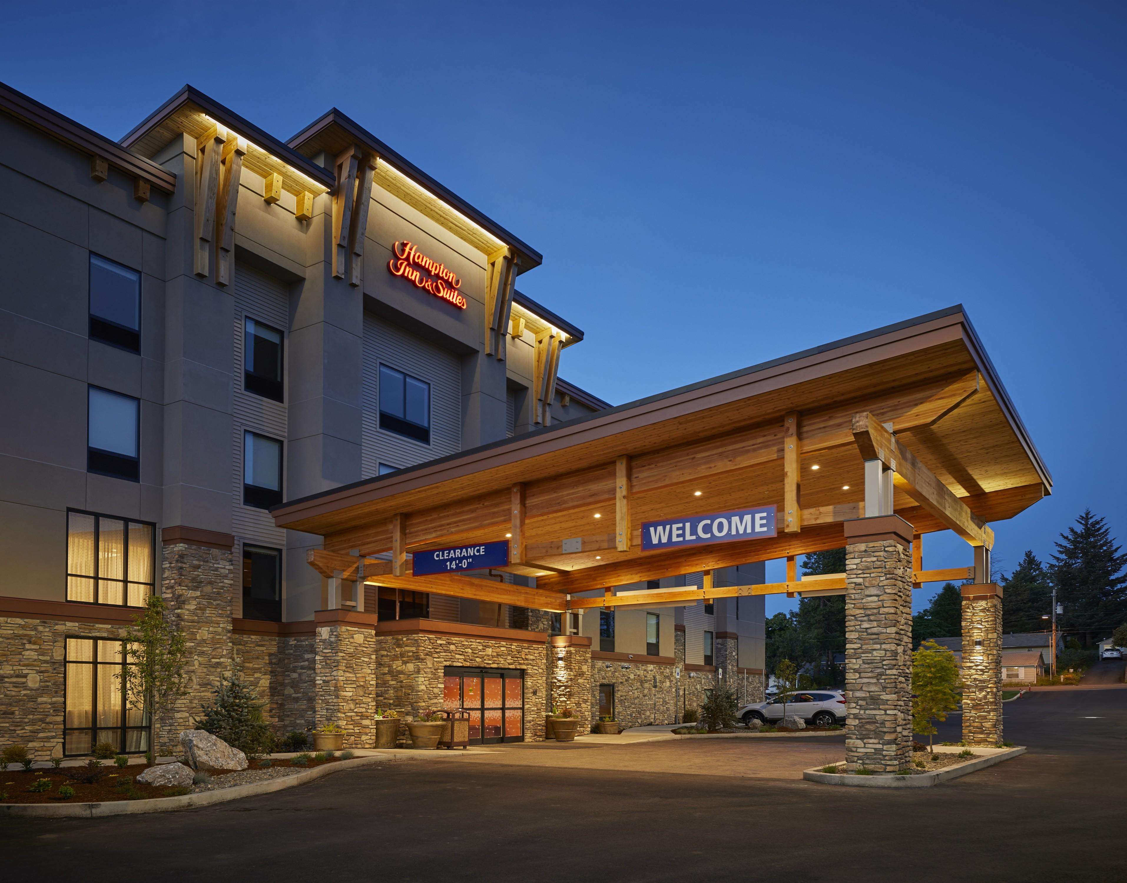 Hampton Inn & Suites Roseburg Photo