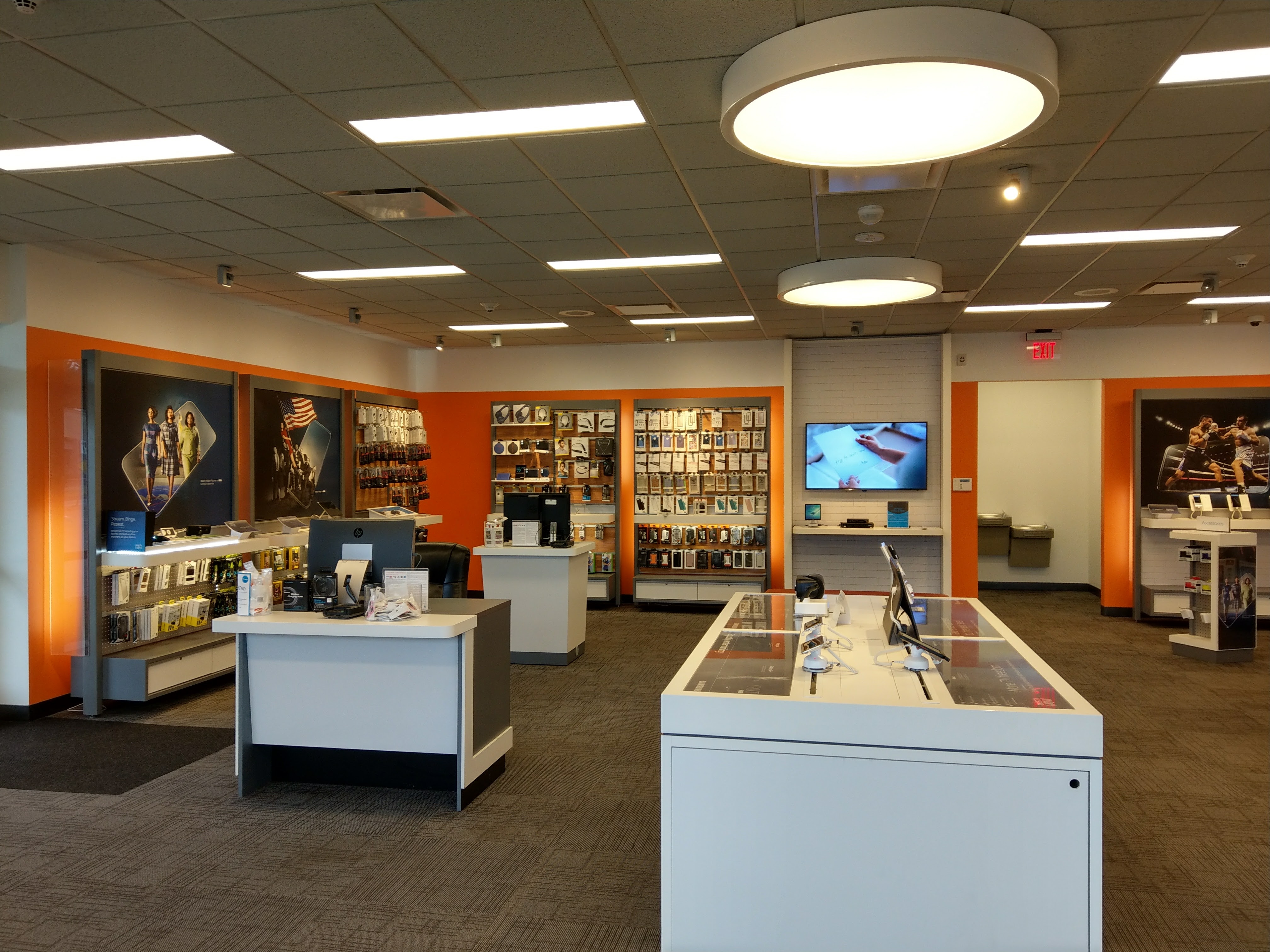 AT&T Store Photo