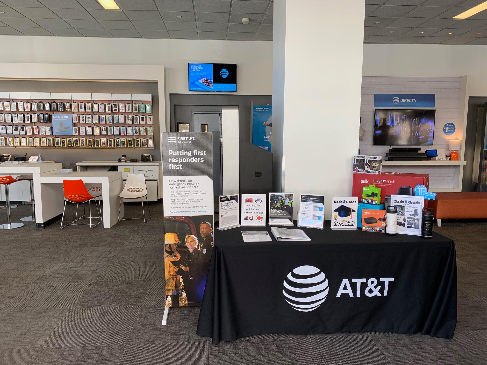 AT&T Store Photo