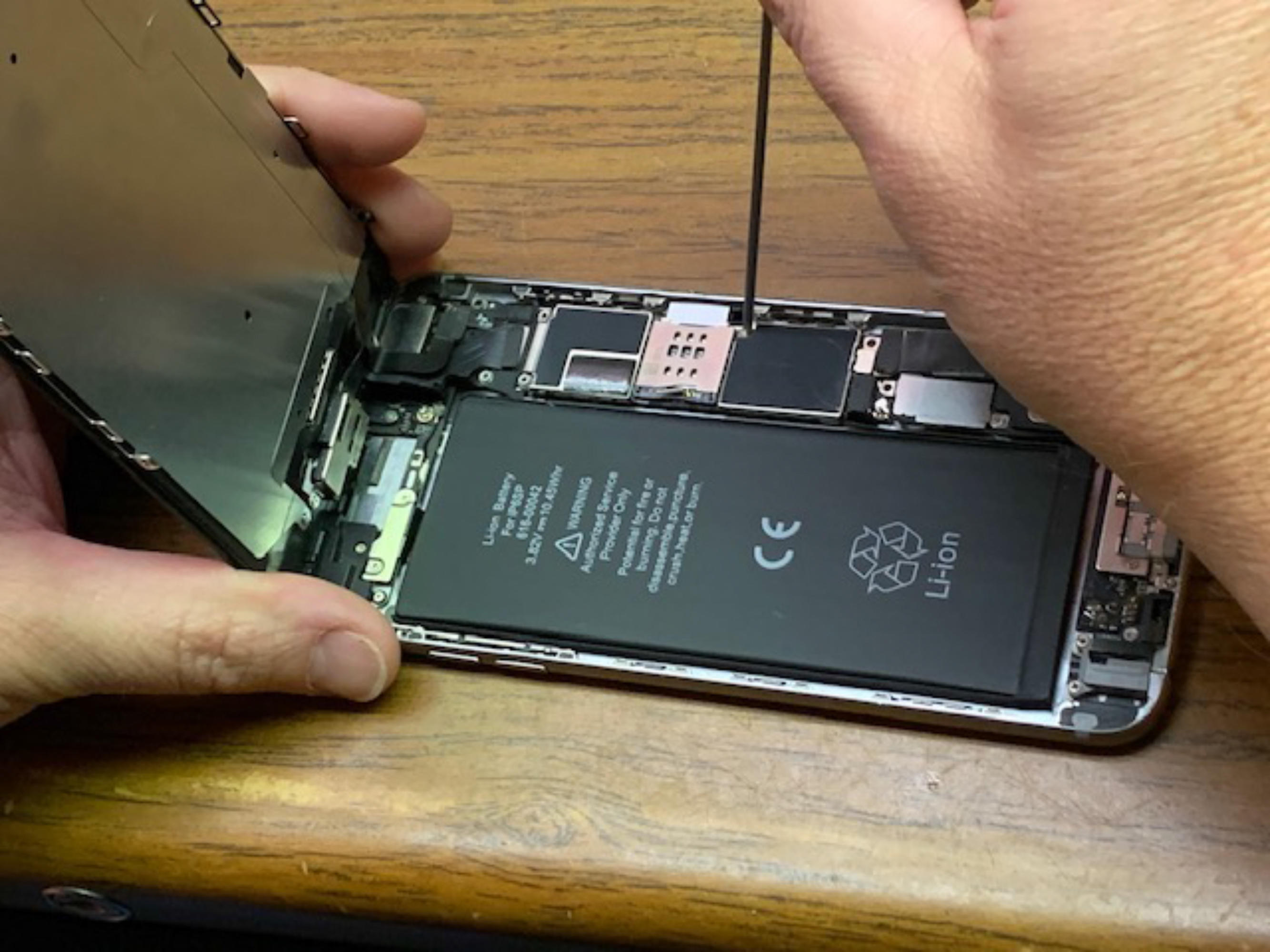 CPR Cell Phone Repair Victoria Photo