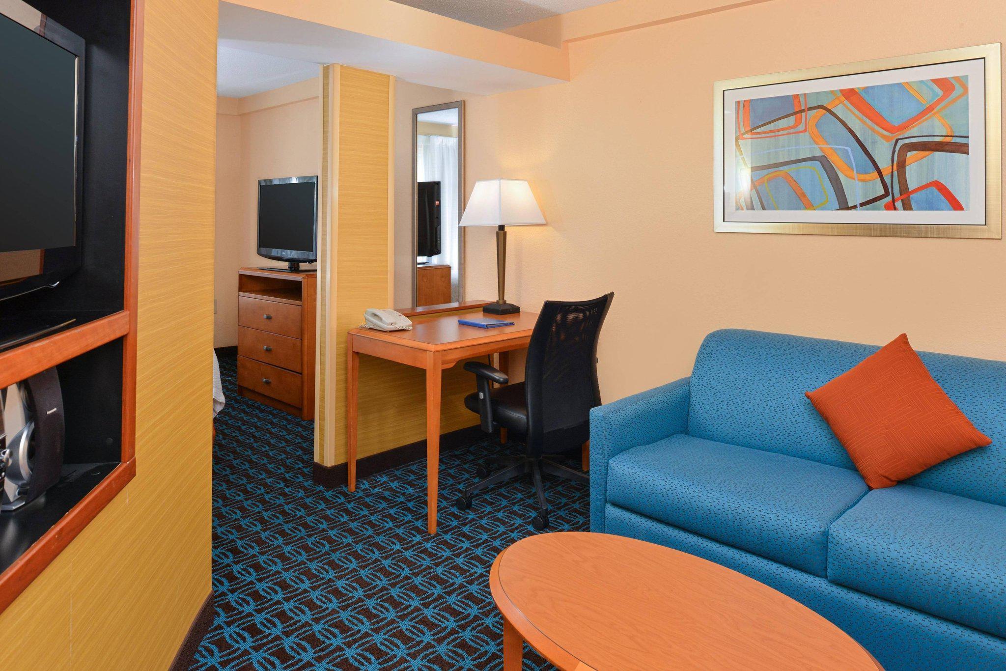 Fairfield Inn & Suites by Marriott Lexington Georgetown/College Inn Photo