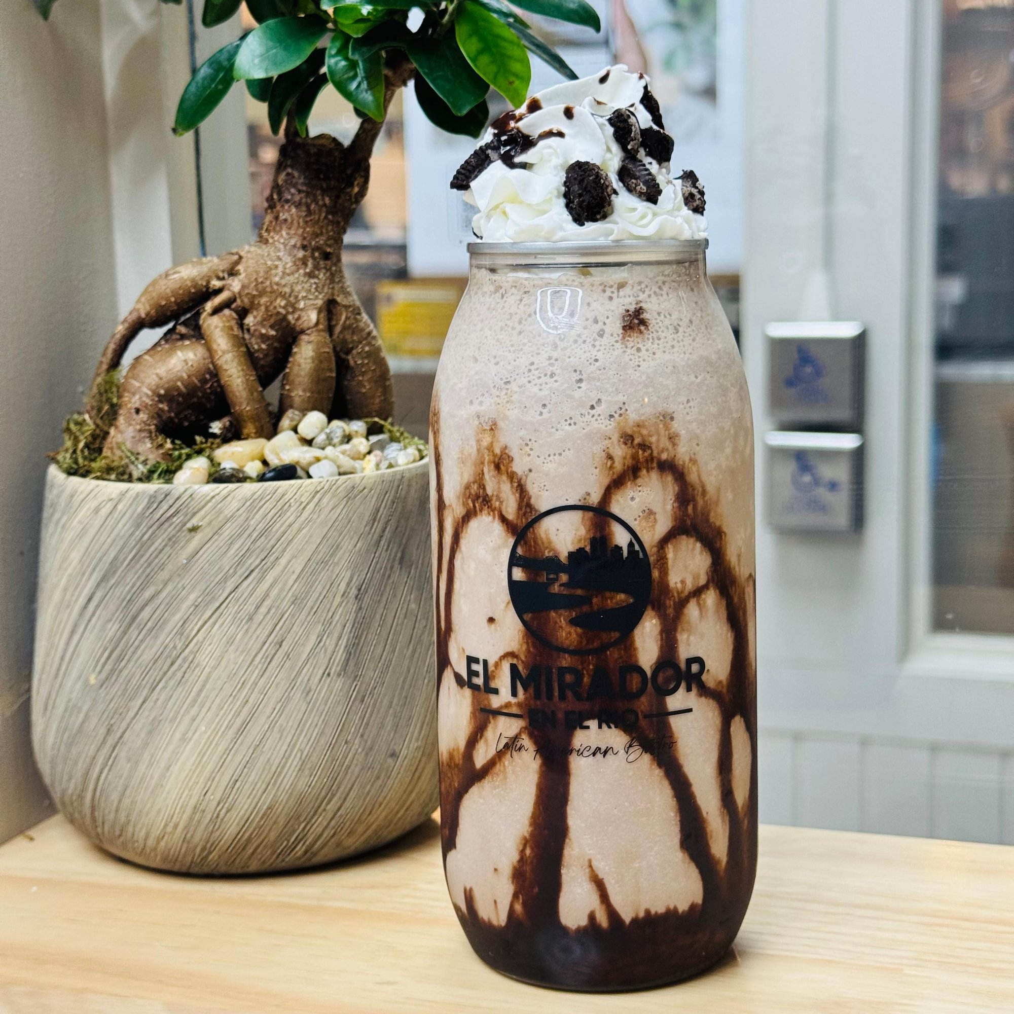 Frappe Cookies and Cream