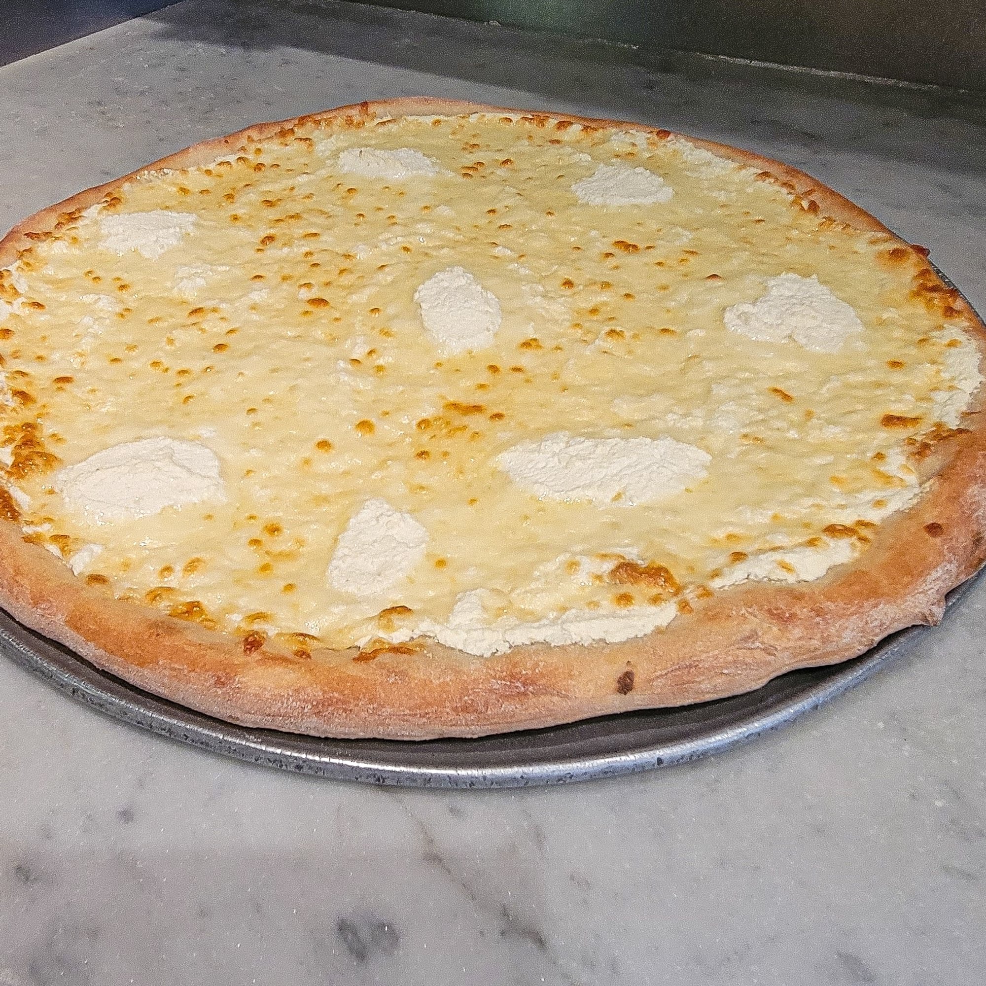 Bianca White Pizza