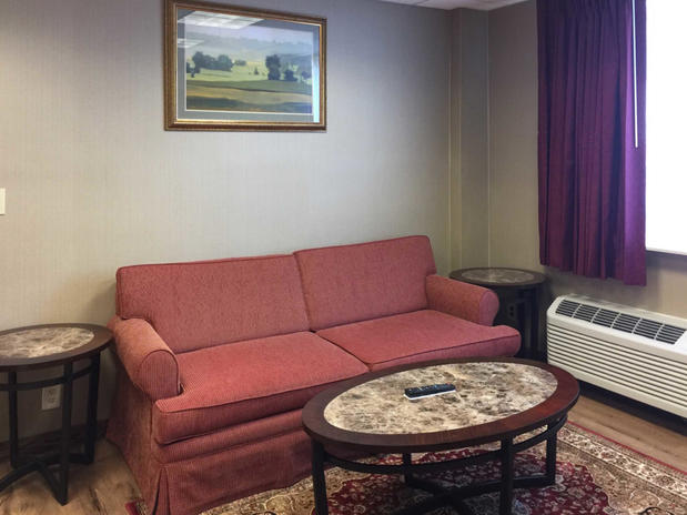 Images Quality Inn & Conference Center