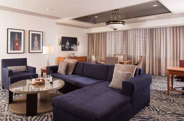 Images Hilton Indianapolis Hotel & Suites