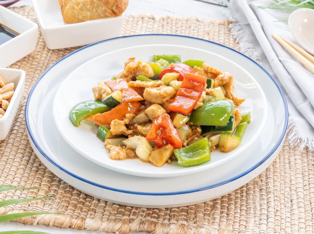 CASHEW CHICKEN