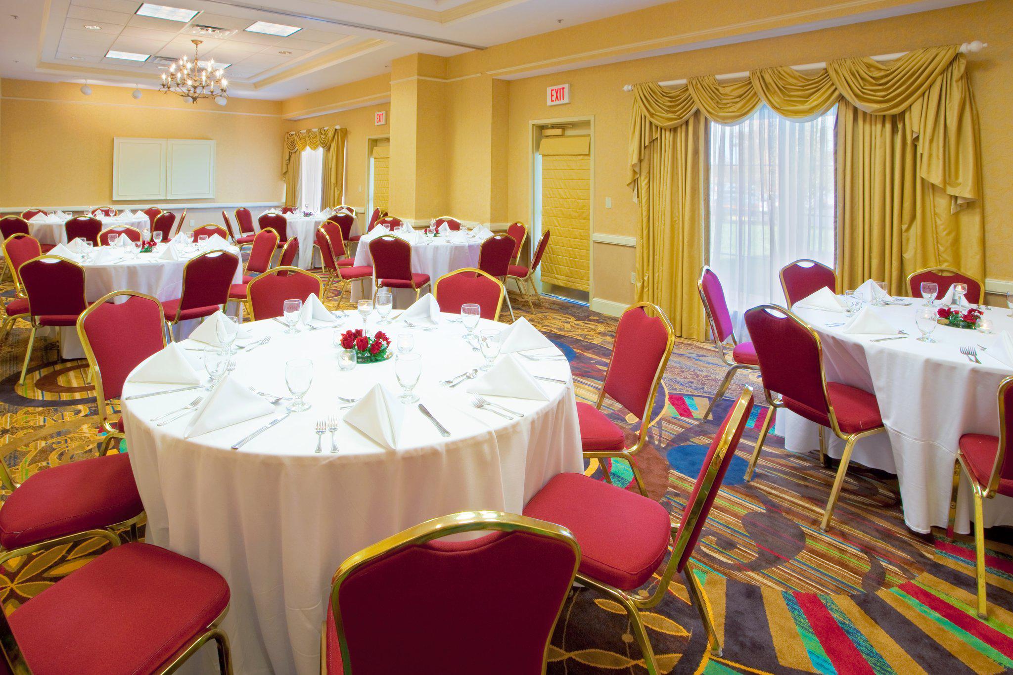 Holiday Inn Chantilly-Dulles Expo (Arpt) Photo