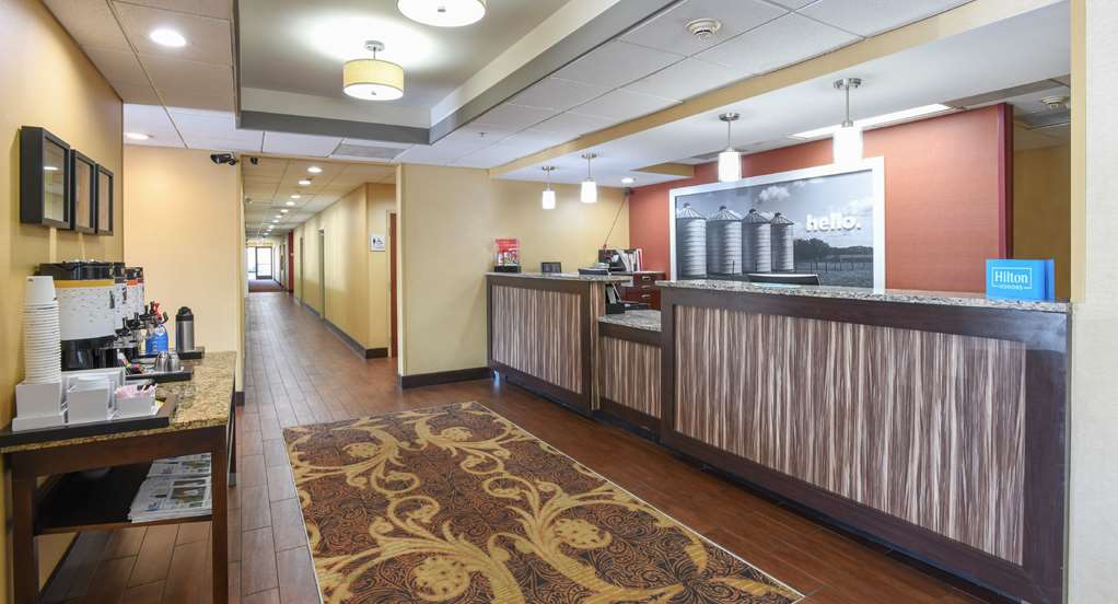 Hampton Inn Dry Ridge, 1200 Cull Road, Dry Ridge, KY, Hotels & Motels