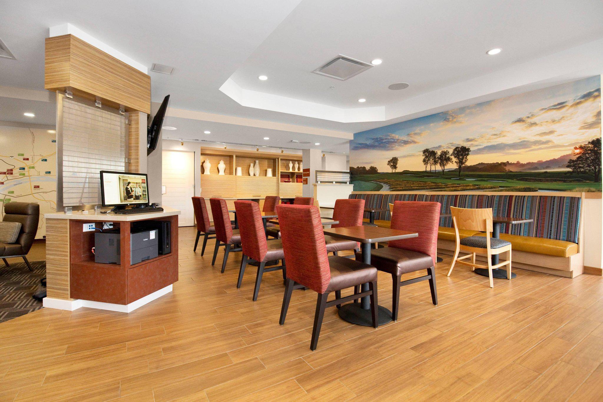 TownePlace Suites by Marriott Pittsburgh Harmarville Photo