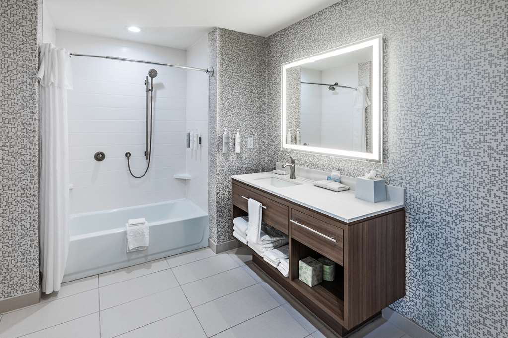 Home2 Suites by Hilton Weatherford Image